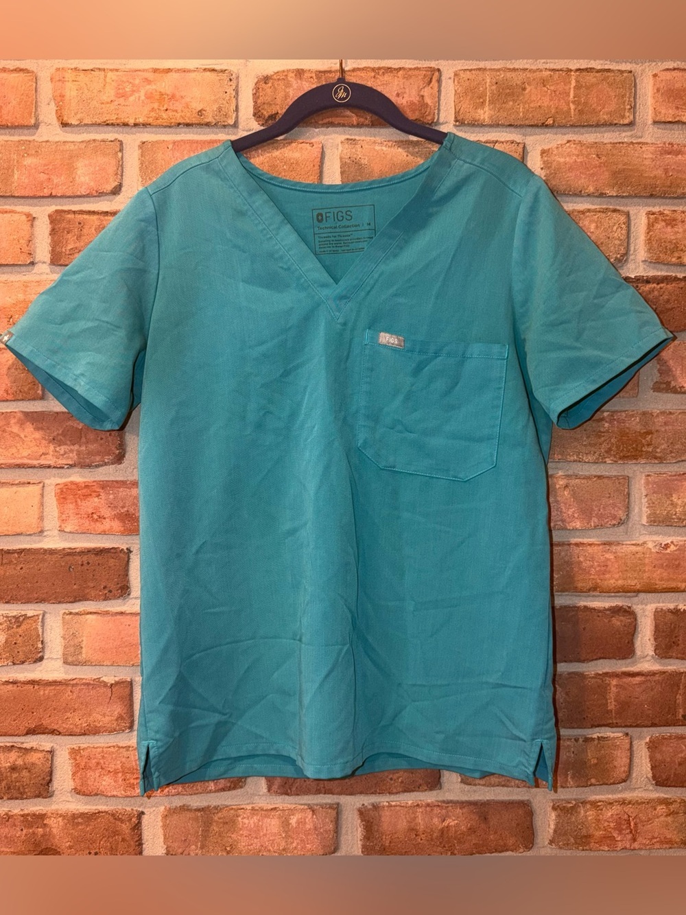 FIGS Catarina One Pocket Scrub Top Size Medium